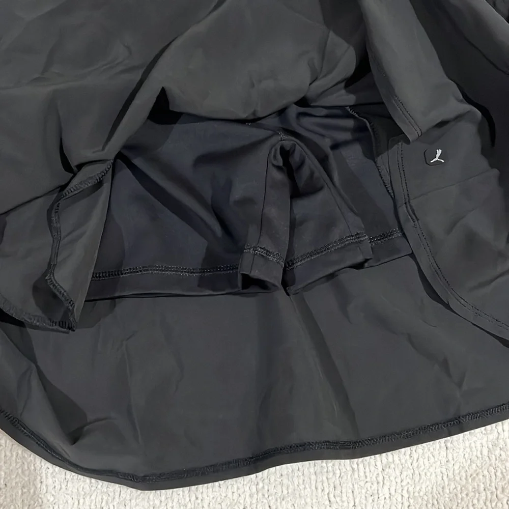 Puma black skort L new with silicon short grippers - Picture 6 of 6